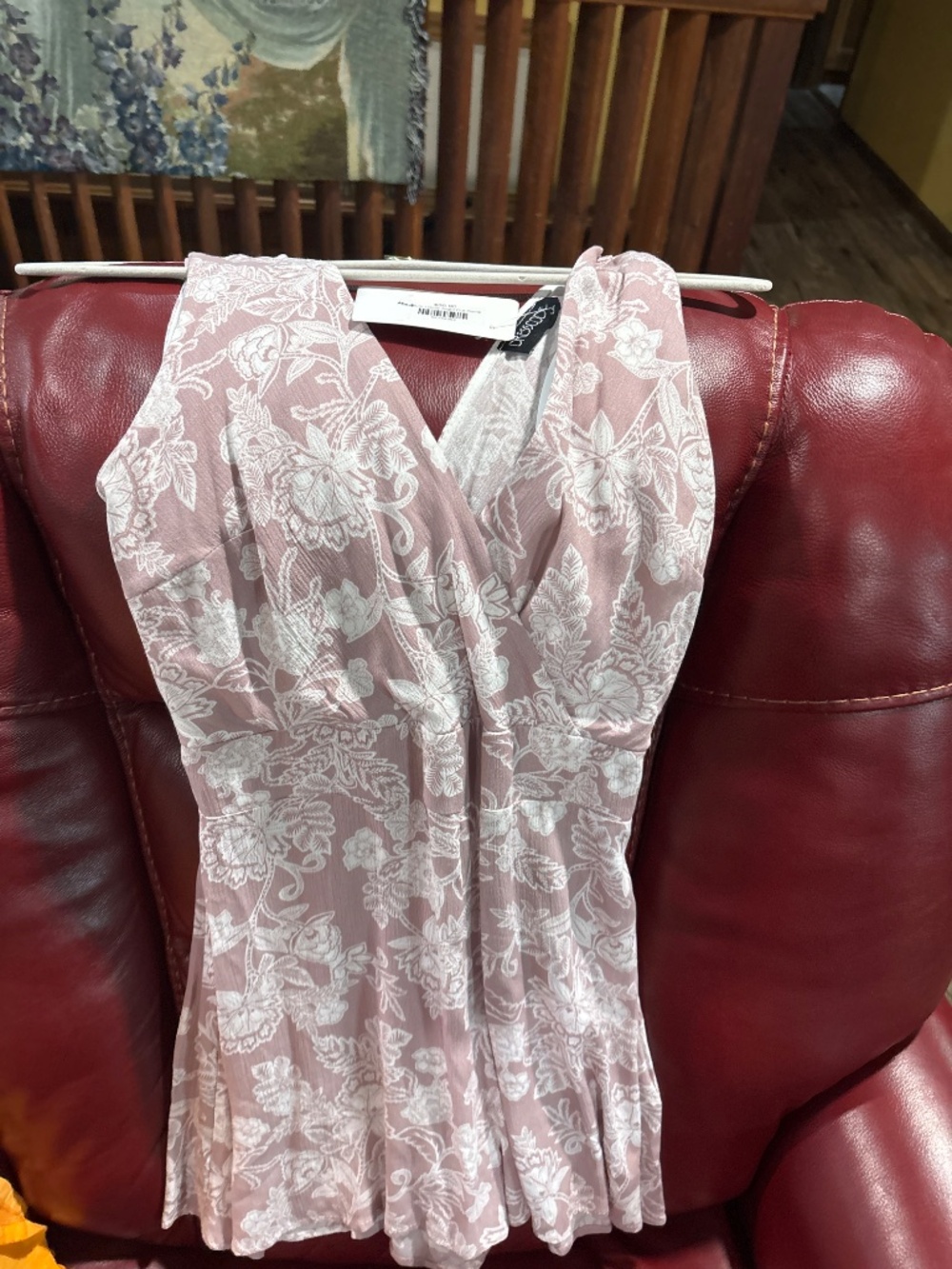 Dresscode Romper size Medium - Picture 2 of 3